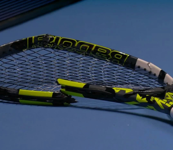 Arthur Fils destroyed racket